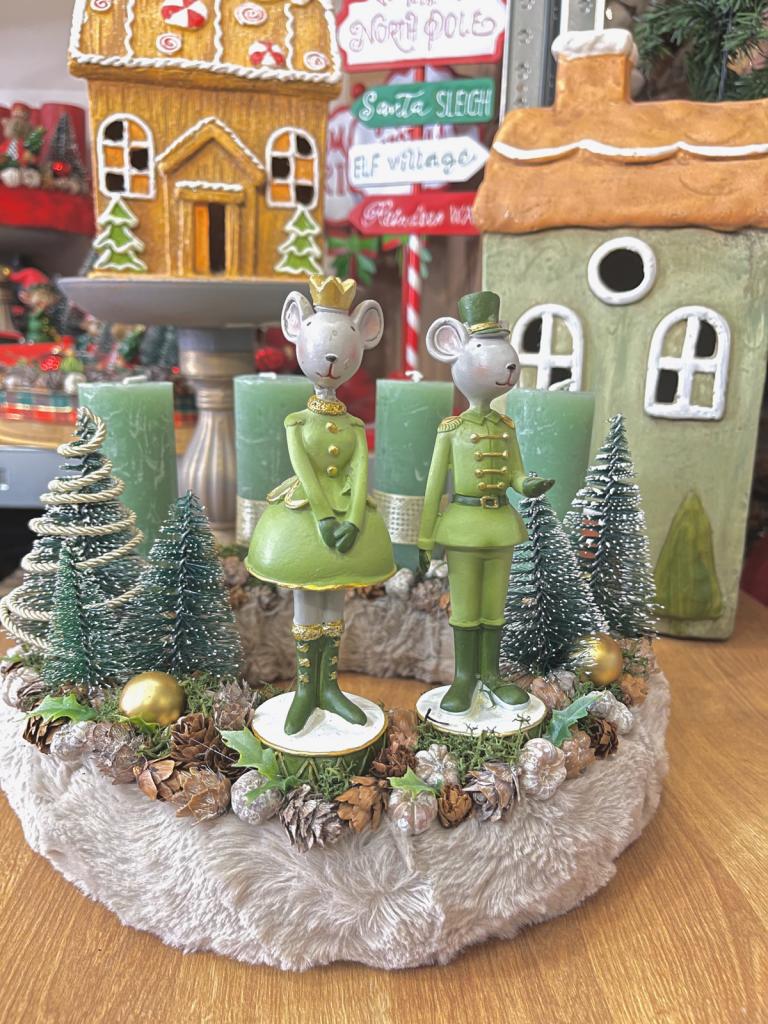 Adventi koszorú egér királyi párral, zöld-fehér, 28cm 1