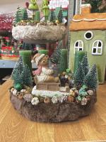Adventi koszorú szánkózó macival, zöld-barna, 28cm 4