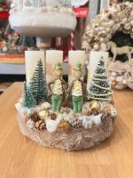 Adventi koszorú katona egerekkel, bézs-zöld, 24cm 4