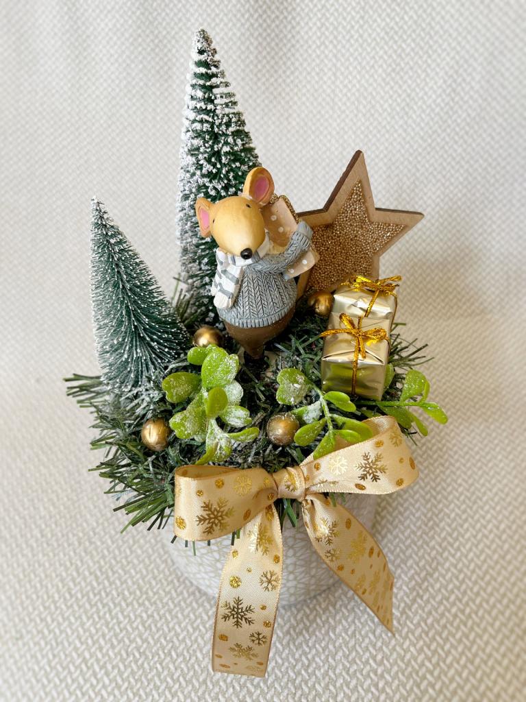 Egér ajándékkal adventi asztaldísz, 25cm 1
