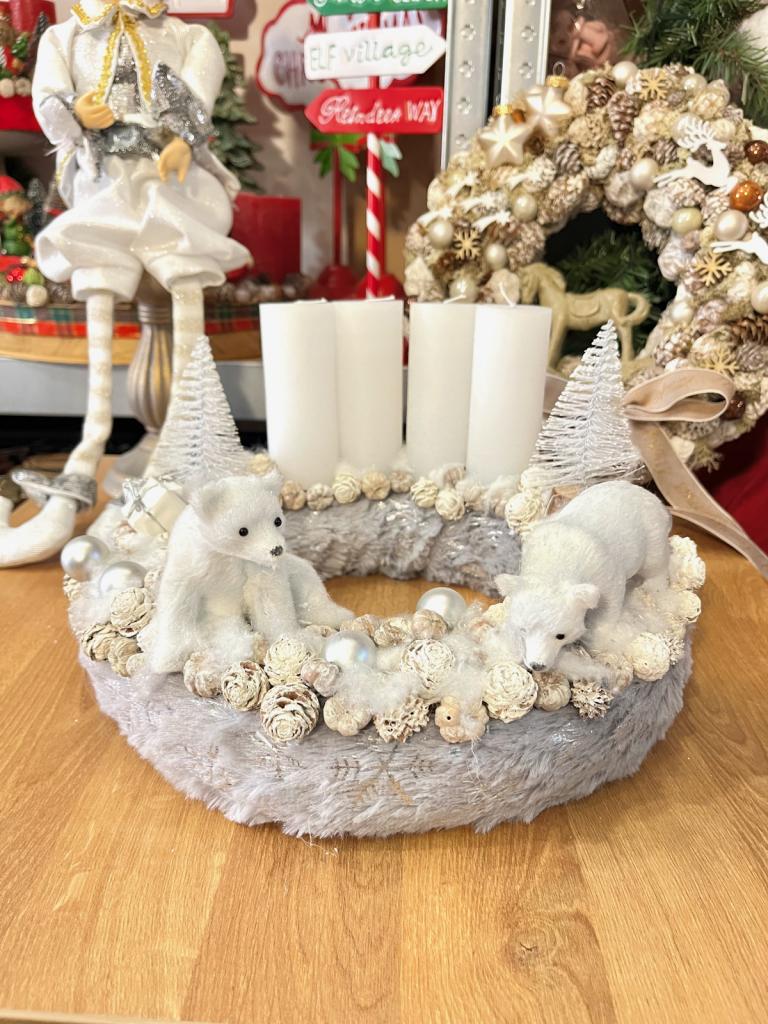 Adventi koszorú jegesmedvével 2 1