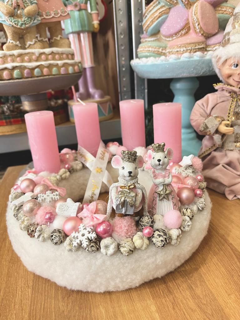 Adventi koszorú egér királyi párral, pasztell rózsaszín, 28cm 1